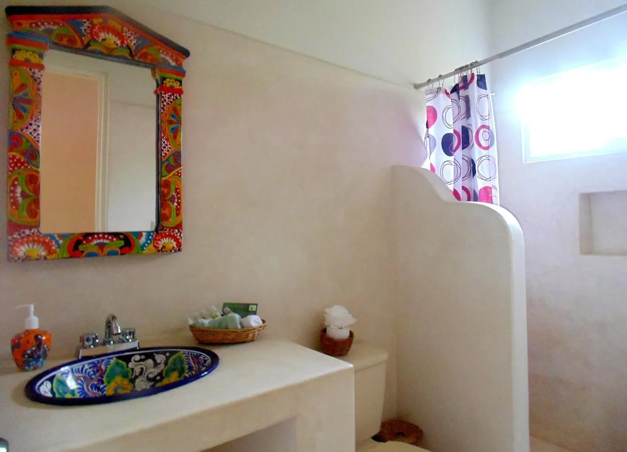 تولوم Art Hotel