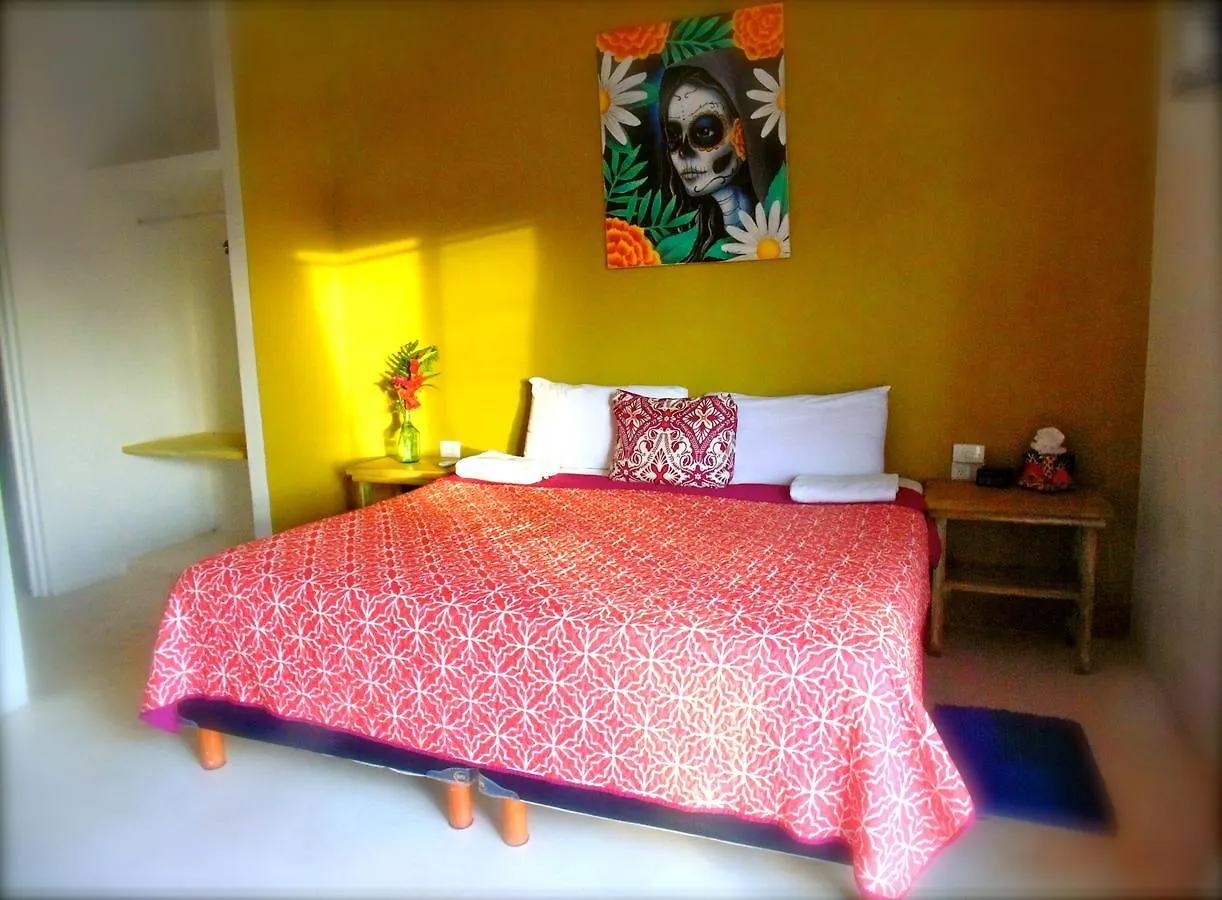 تولوم Art Hotel